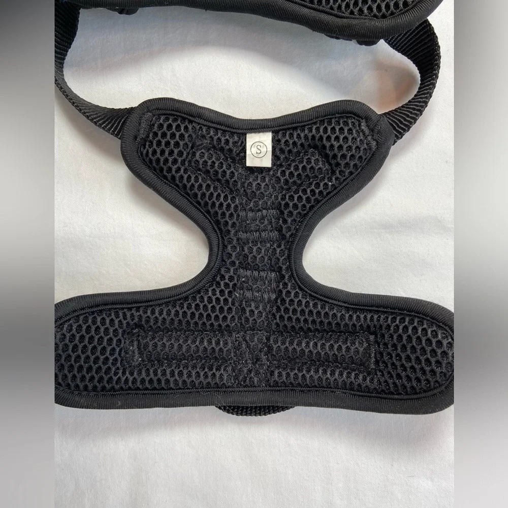 Good2Go Dog Harness, sturdy, Size Small measures 13.5” side‎ to side